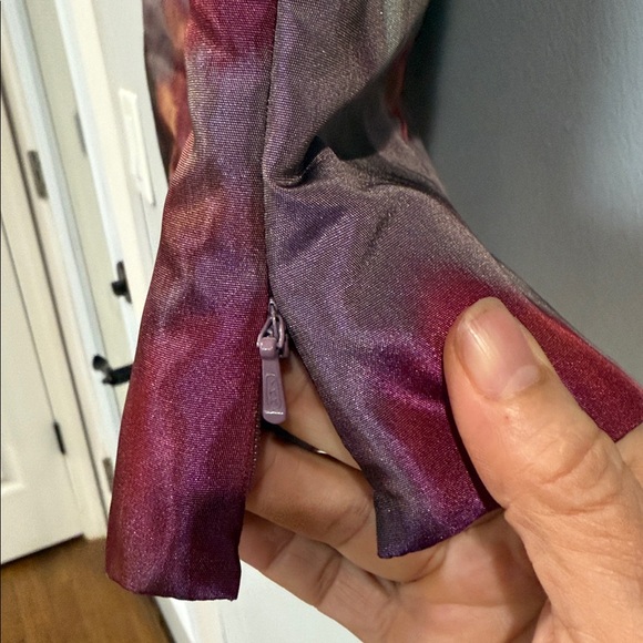 Carmen Marc Valvo Sleeveless Collared Top - Red and Purple - Picture 6 of 7